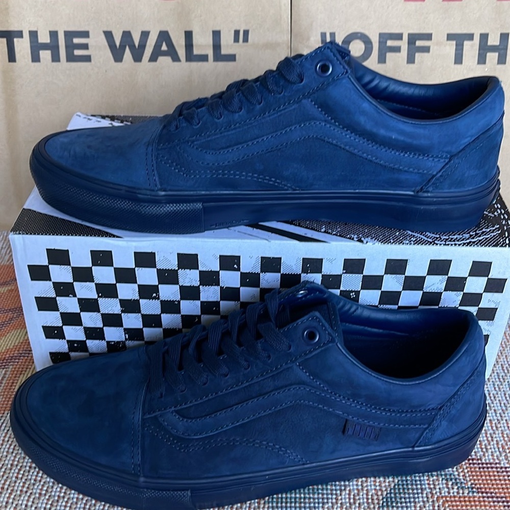Vans Men’s Skate Old Skool
Mono Dark Blue
VN0ASFCB1PE
Sneakers - Picture 15 of 16